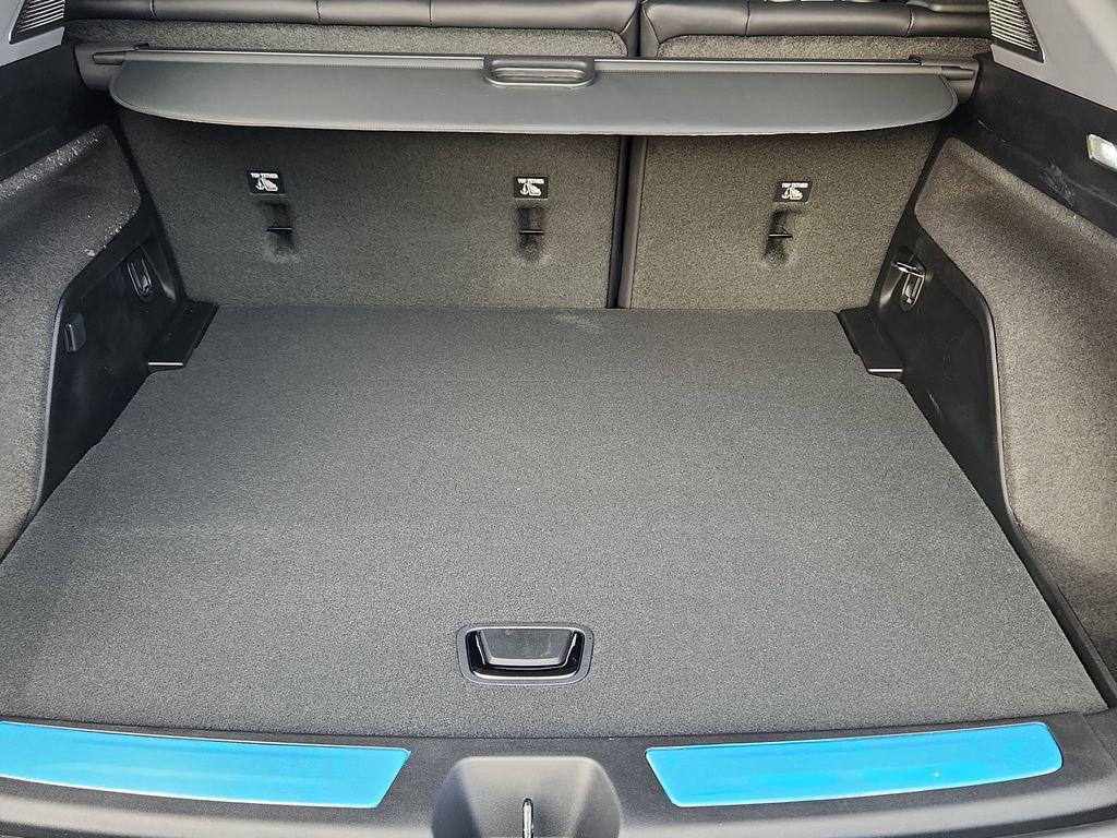 new 2026 Cadillac OPTIQ car