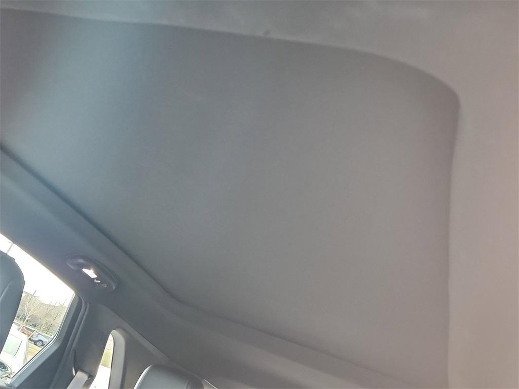 used 2025 Cadillac XT5 car, priced at $42,334