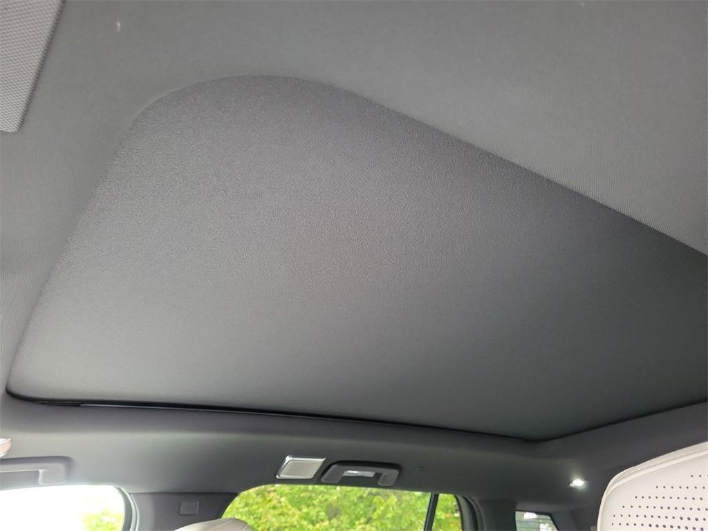 new 2026 Cadillac VISTIQ car