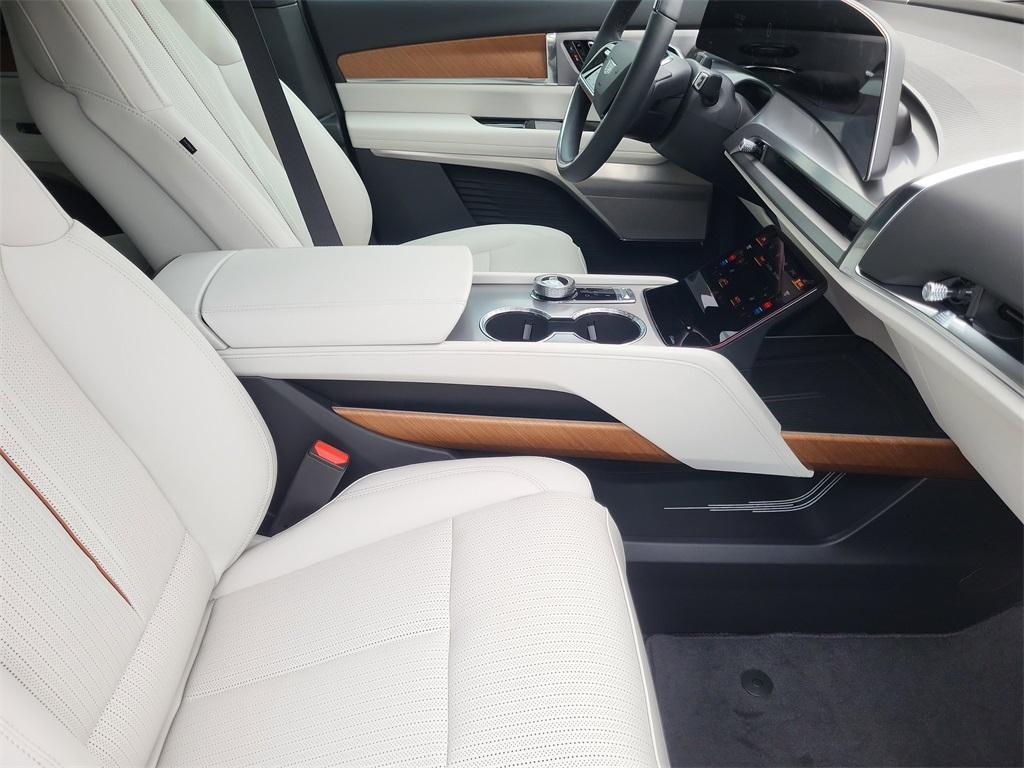 new 2026 Cadillac VISTIQ car