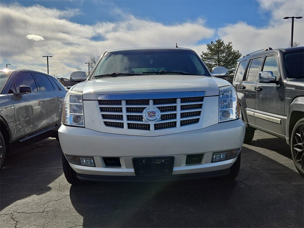 used 2010 Cadillac Escalade car, priced at $10,605