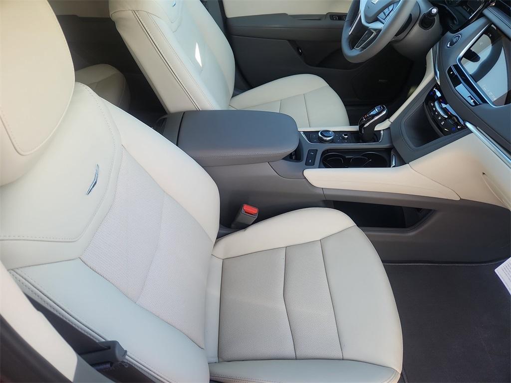 new 2026 Cadillac XT5 car