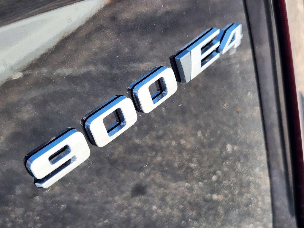 new 2026 Cadillac VISTIQ car