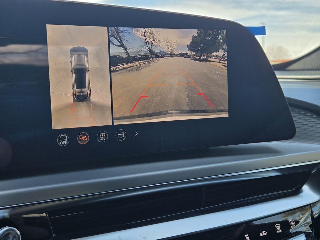 new 2026 Cadillac LYRIQ car