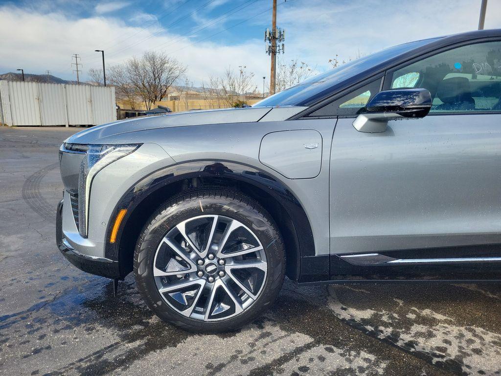 new 2026 Cadillac OPTIQ car