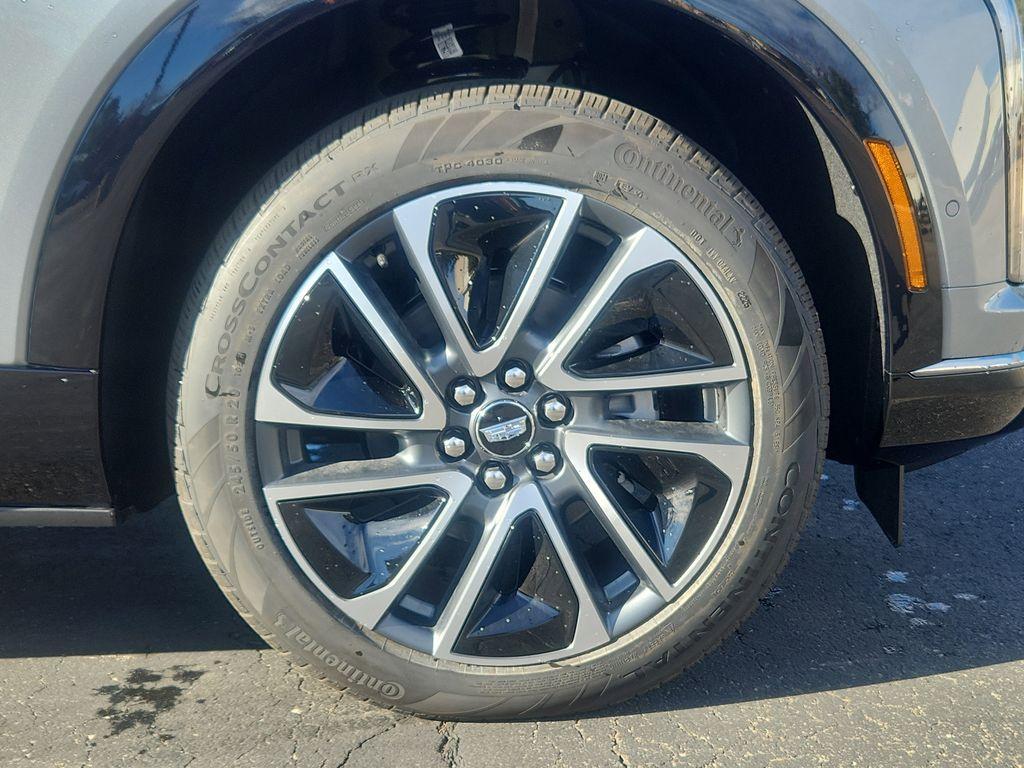 new 2026 Cadillac OPTIQ car