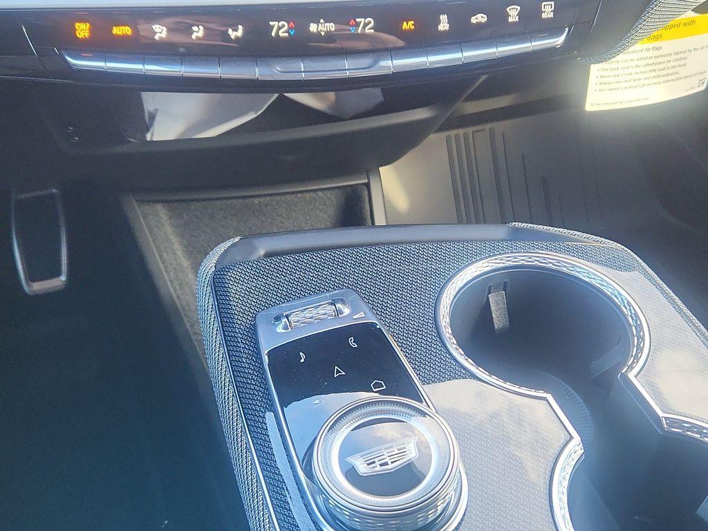 new 2026 Cadillac OPTIQ car