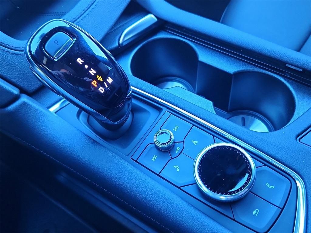 new 2025 Cadillac XT5 car, priced at $63,315