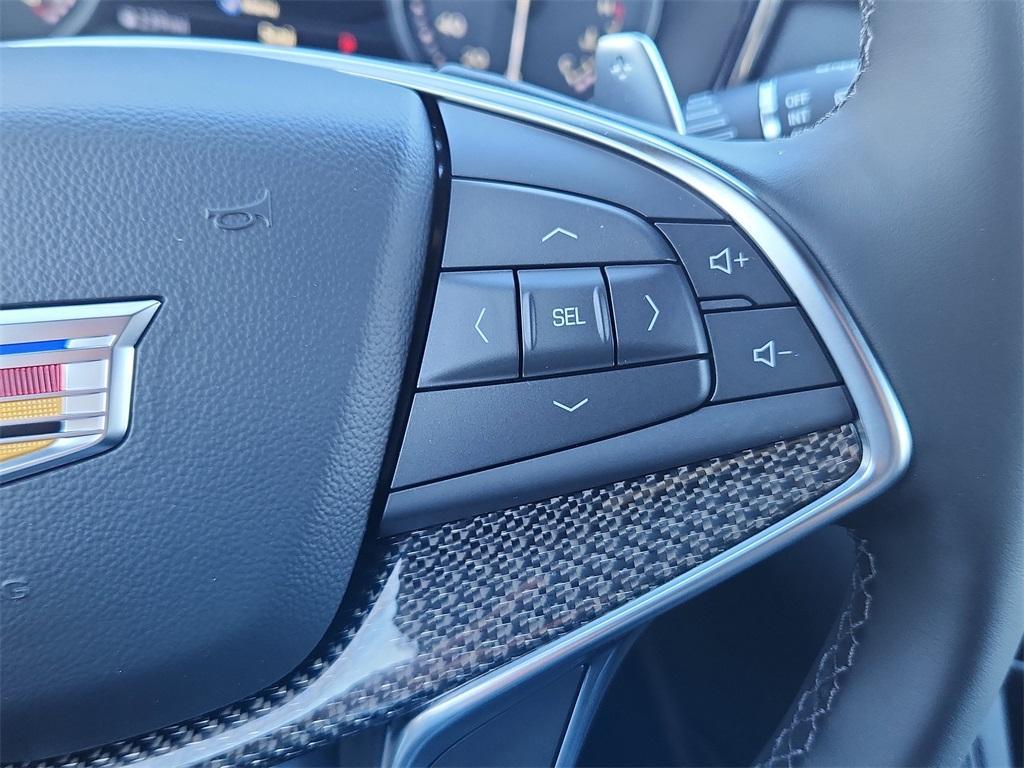 new 2025 Cadillac XT5 car, priced at $63,315