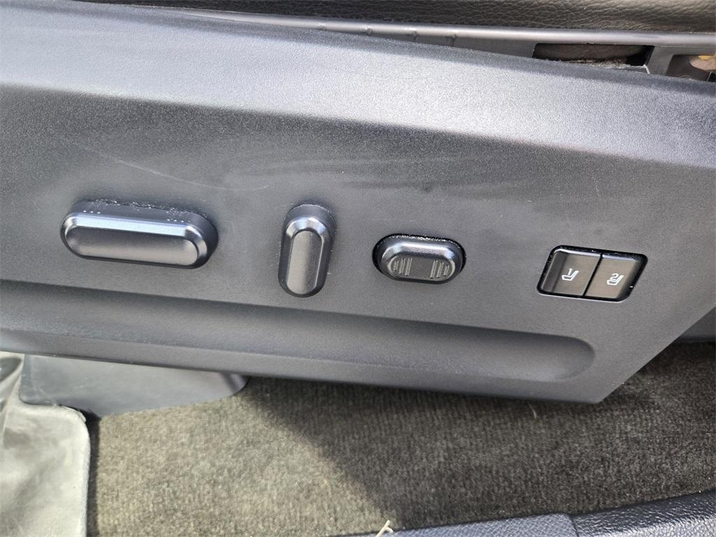 used 2015 Ford Expedition car, priced at $7,200