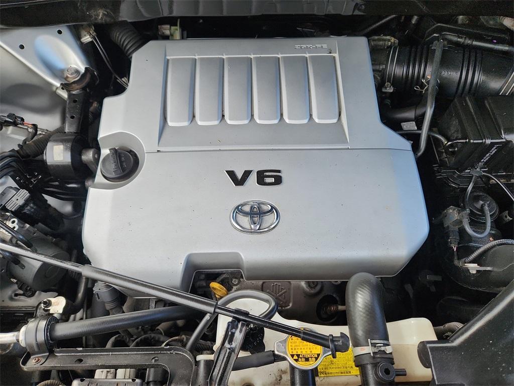 used 2012 Toyota Highlander car, priced at $15,442