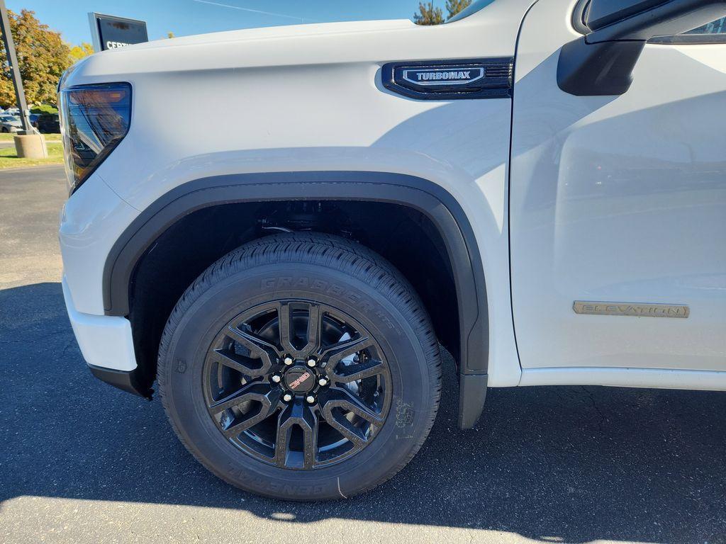 new 2026 GMC Sierra 1500 car, priced at $46,877