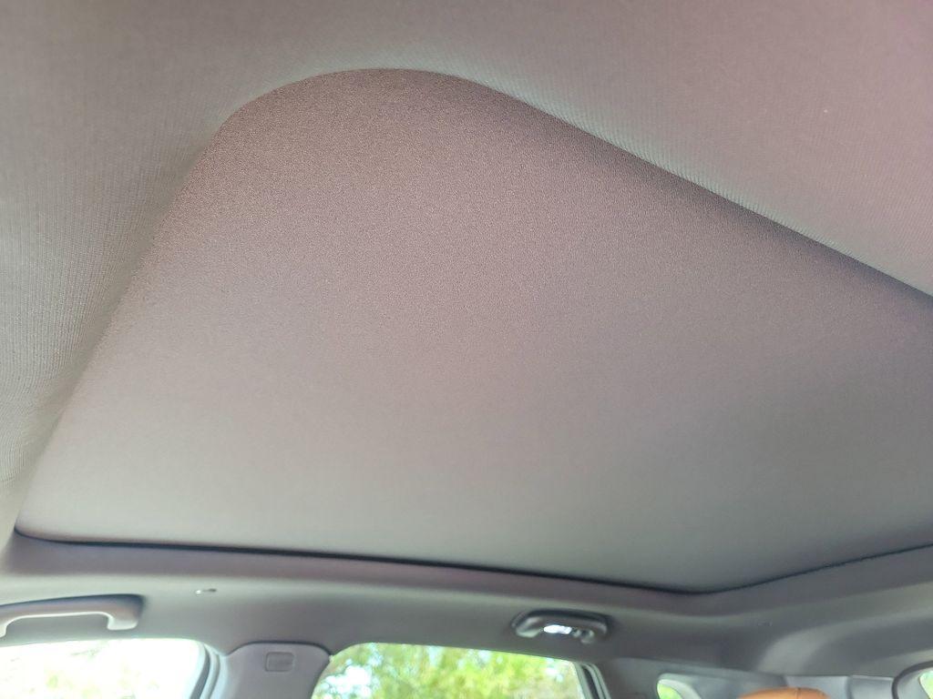 new 2025 Cadillac XT5 car, priced at $57,990