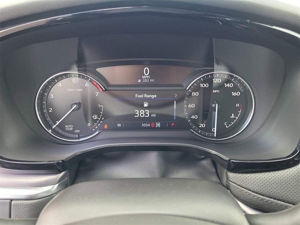 new 2025 Cadillac XT5 car, priced at $40,713