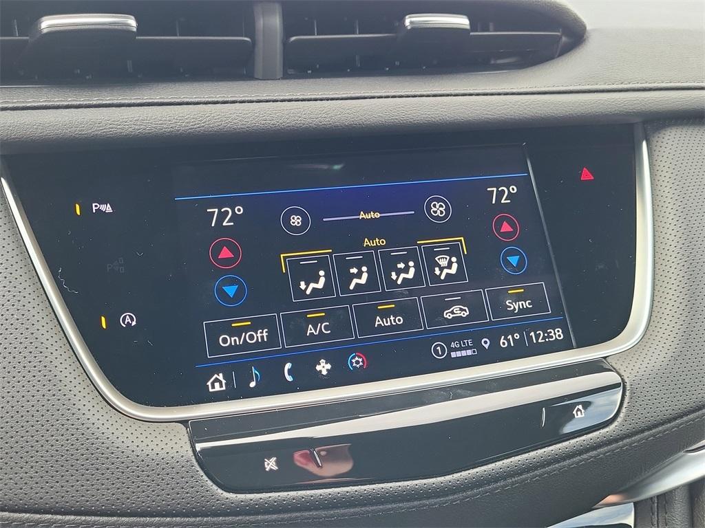 new 2025 Cadillac XT5 car, priced at $40,713