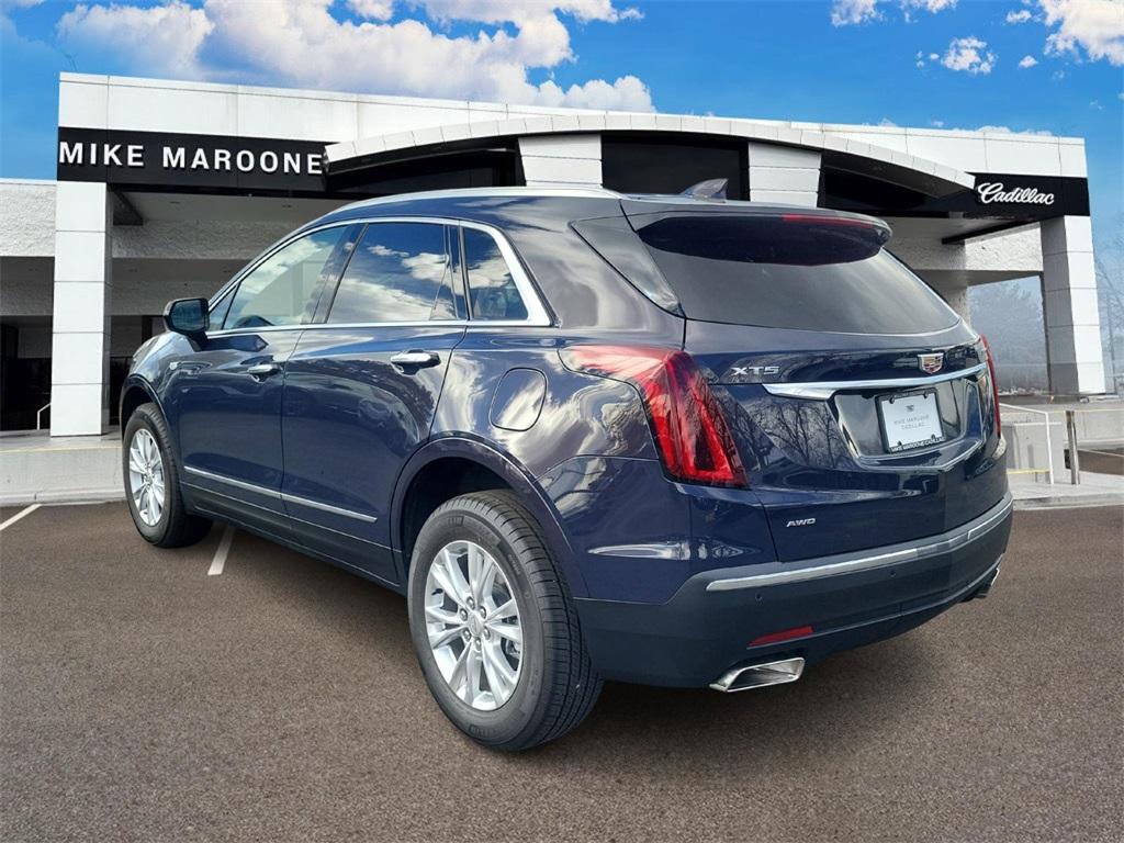 new 2025 Cadillac XT5 car, priced at $40,713