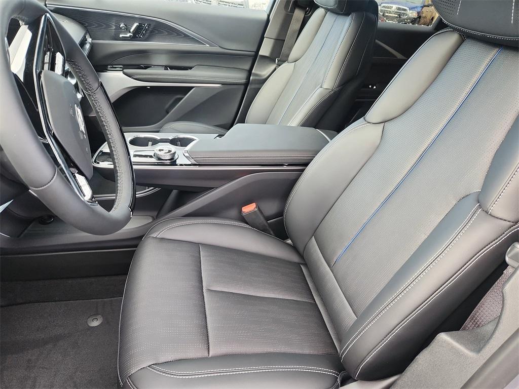 new 2026 Cadillac LYRIQ car