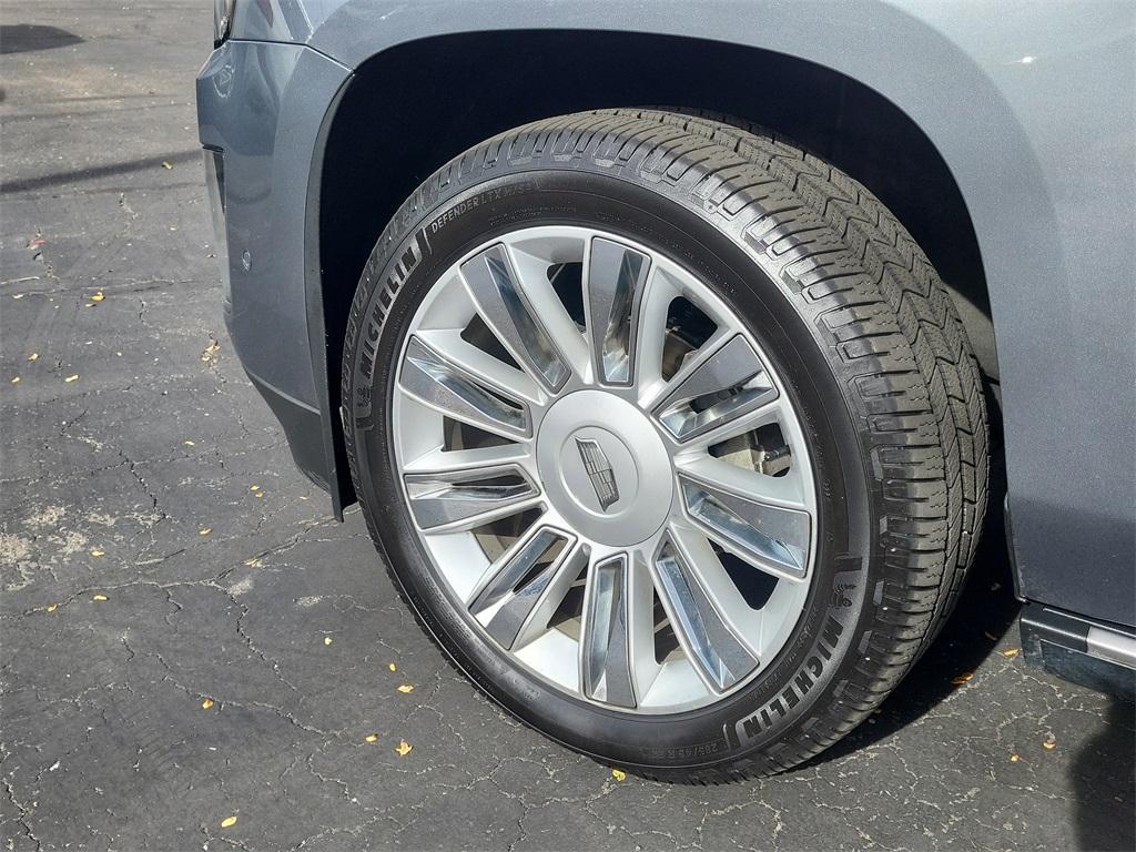 used 2019 Cadillac Escalade car, priced at $38,900