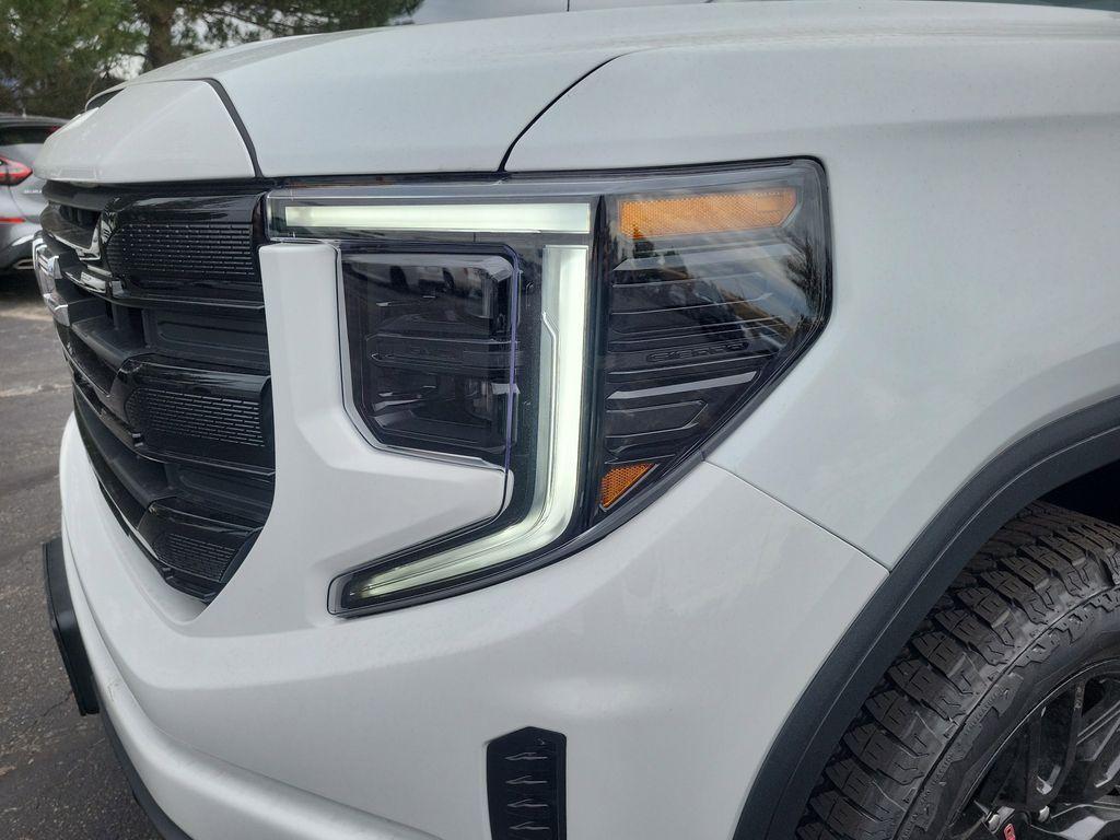 new 2026 GMC Sierra 1500 car, priced at $49,151