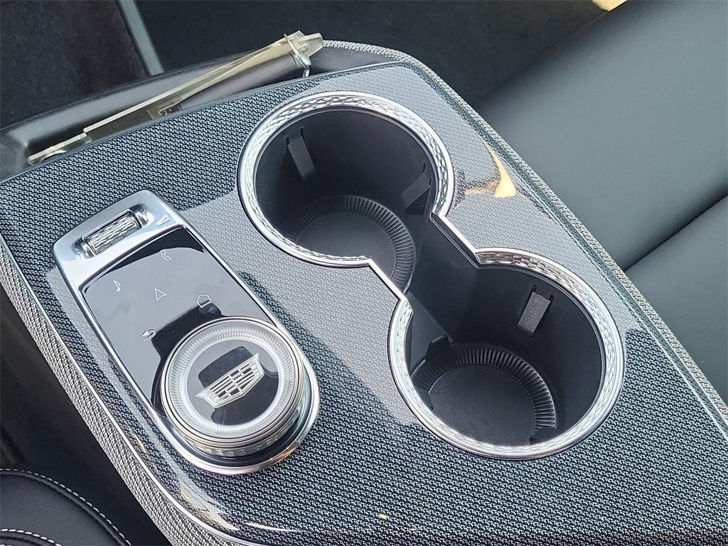 new 2025 Cadillac OPTIQ car, priced at $55,615