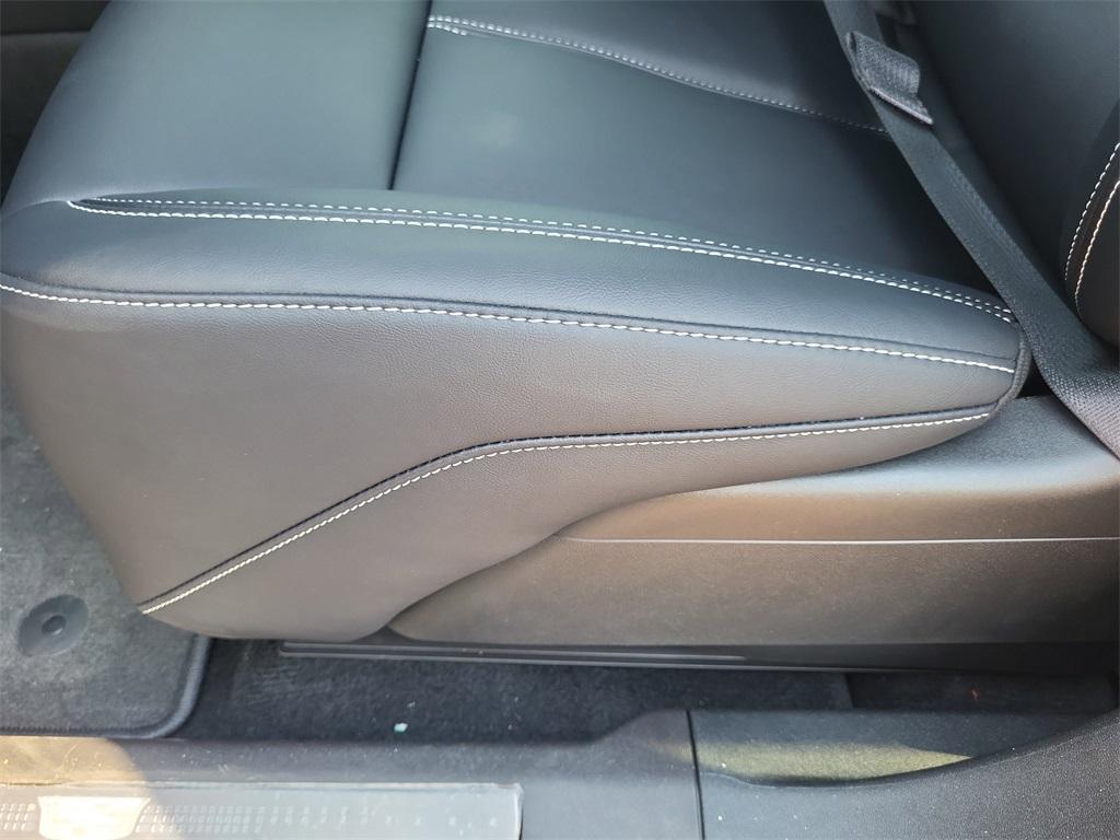 new 2025 Cadillac OPTIQ car, priced at $55,615