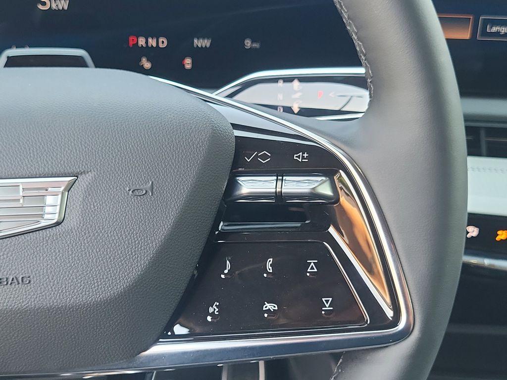 new 2025 Cadillac OPTIQ car, priced at $54,615