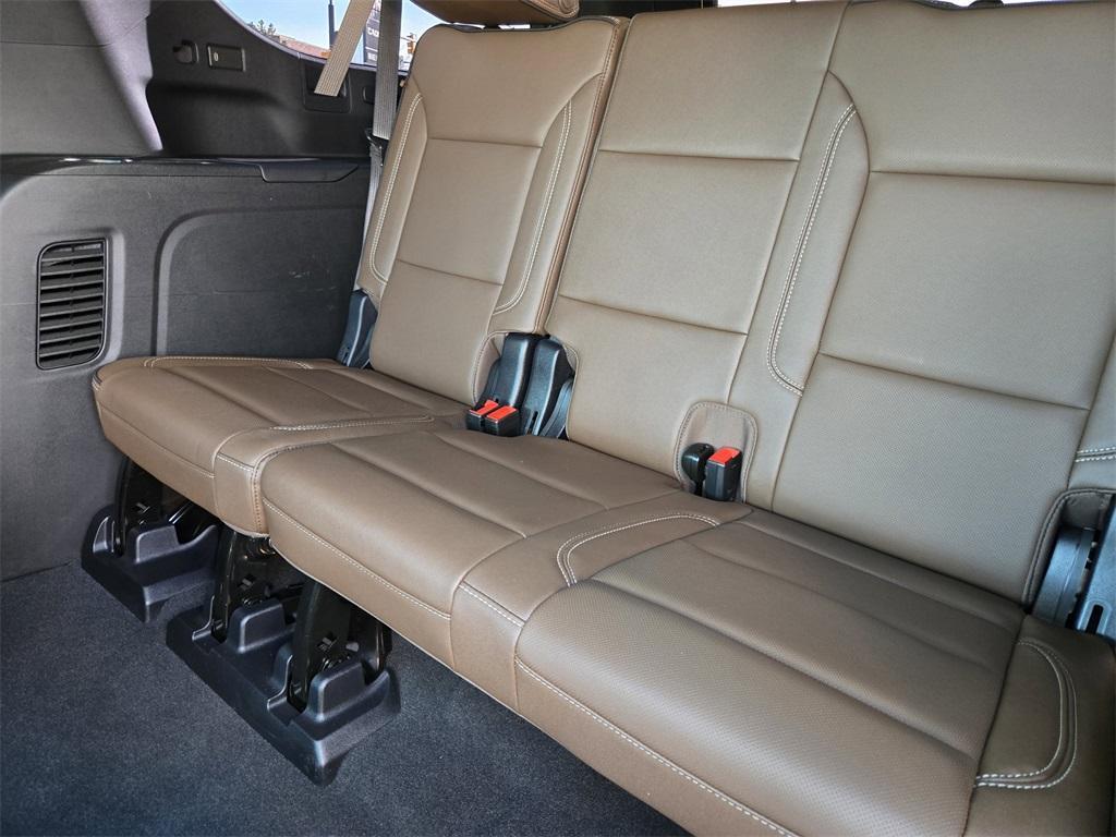 used 2025 Chevrolet Suburban car, priced at $77,411