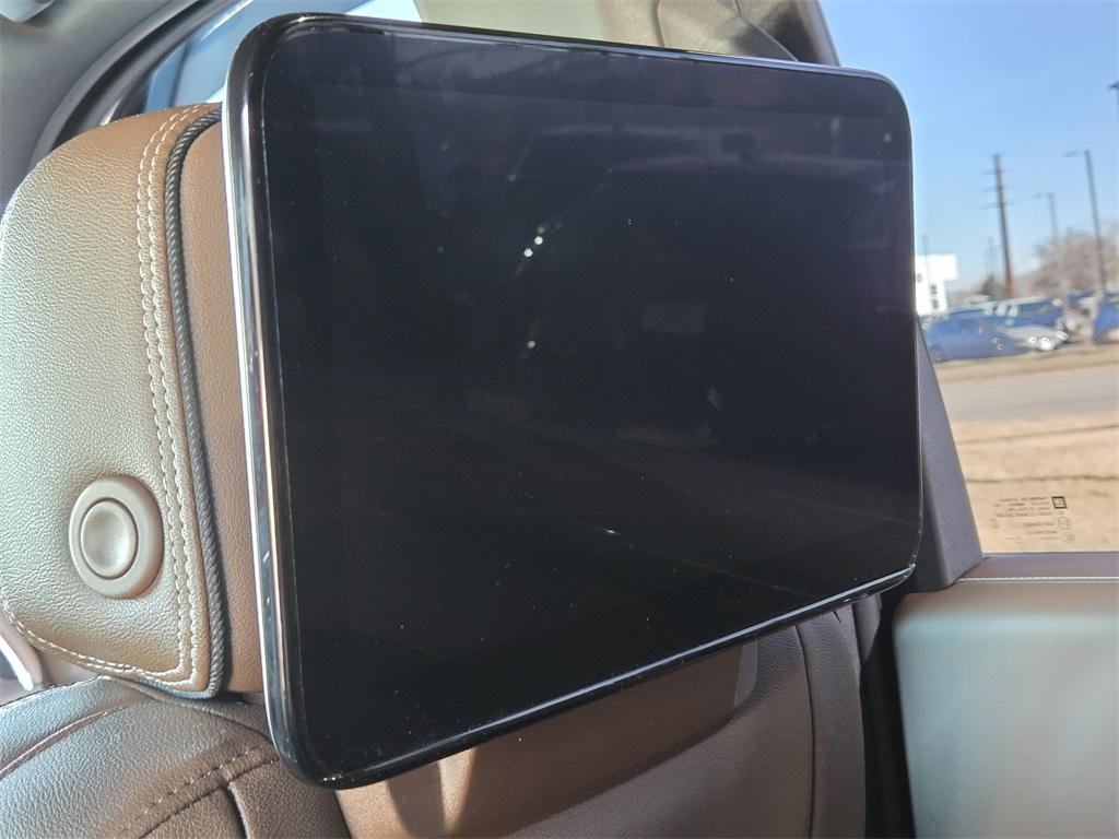 used 2025 Chevrolet Suburban car, priced at $77,411