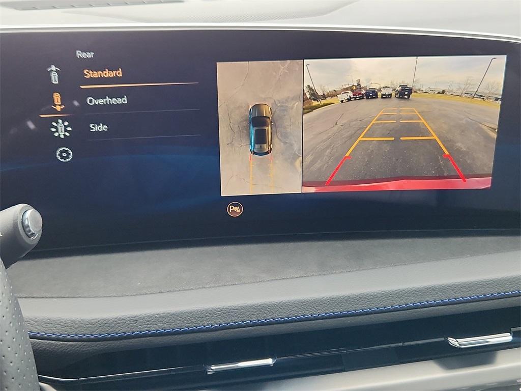 used 2024 Cadillac XT4 car, priced at $39,000