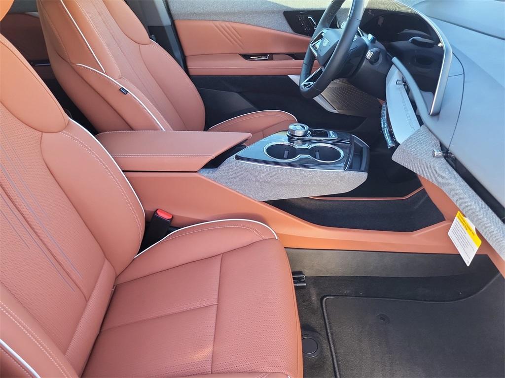 new 2026 Cadillac OPTIQ car