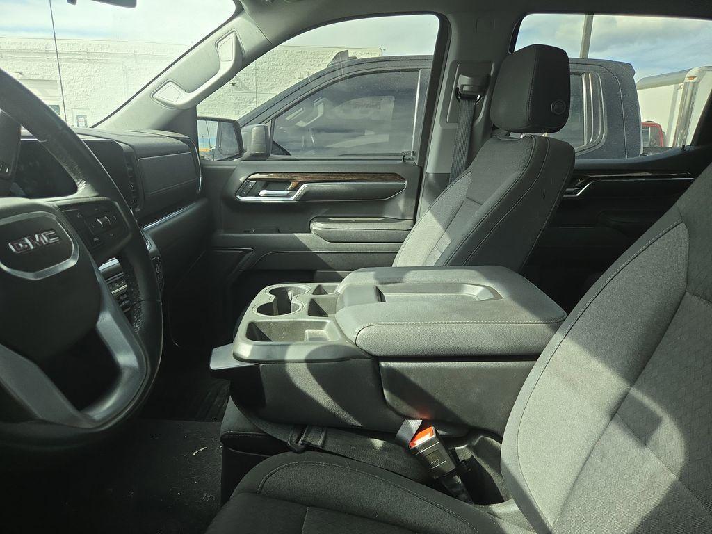 used 2023 GMC Sierra 1500 car, priced at $37,205
