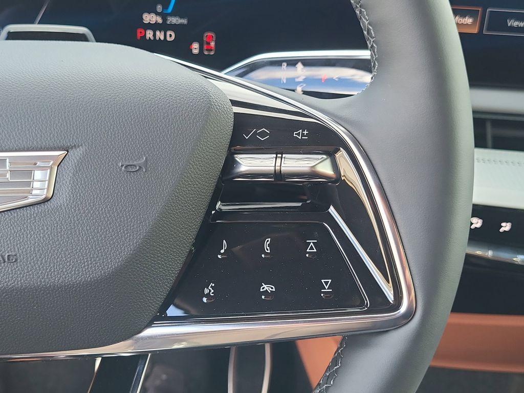 new 2026 Cadillac OPTIQ car