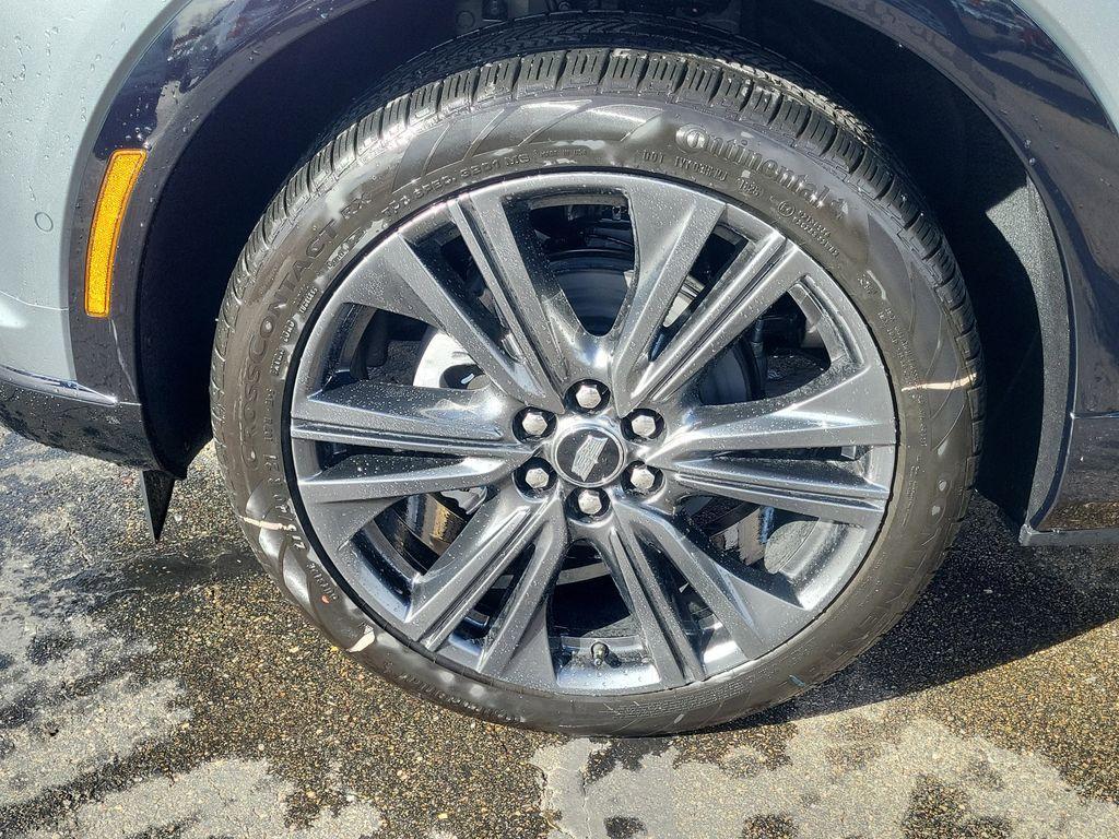 new 2026 Cadillac OPTIQ car