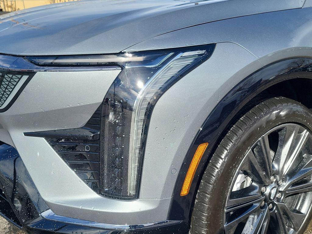 new 2026 Cadillac OPTIQ car