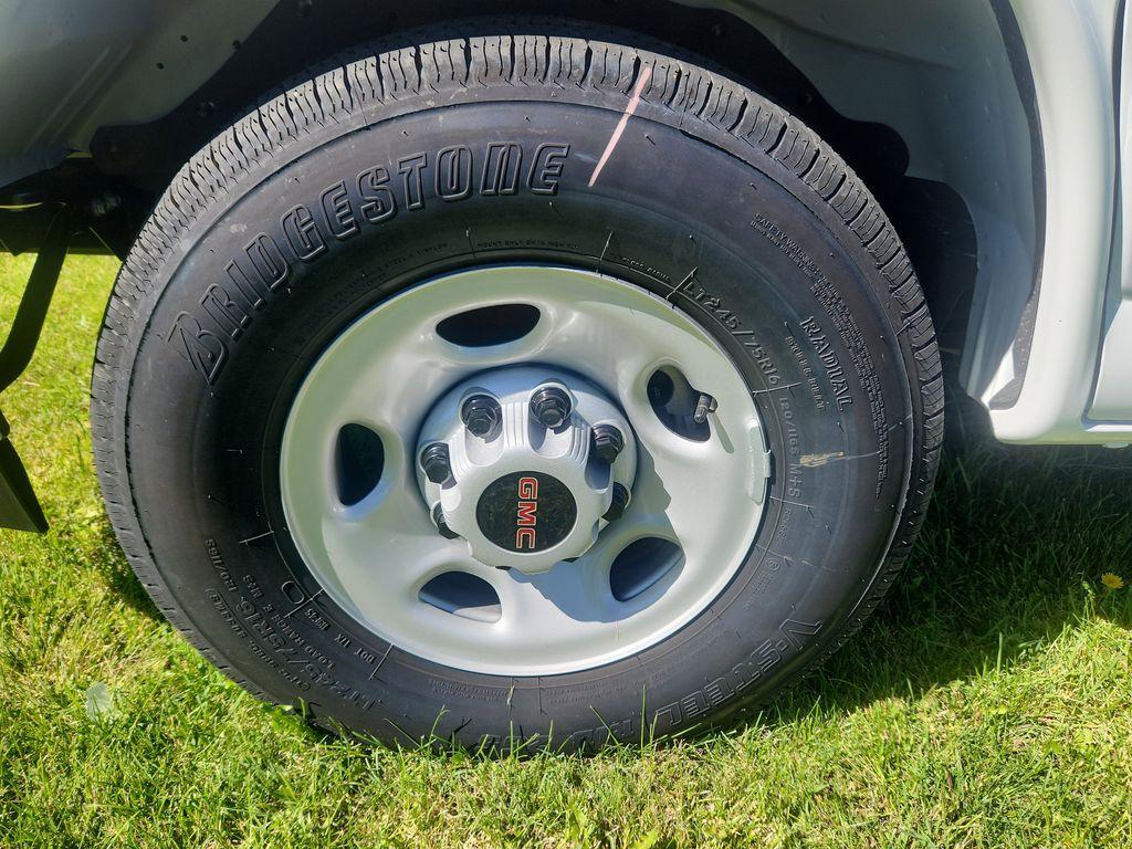 new 2025 GMC Savana 2500 car, priced at $46,368