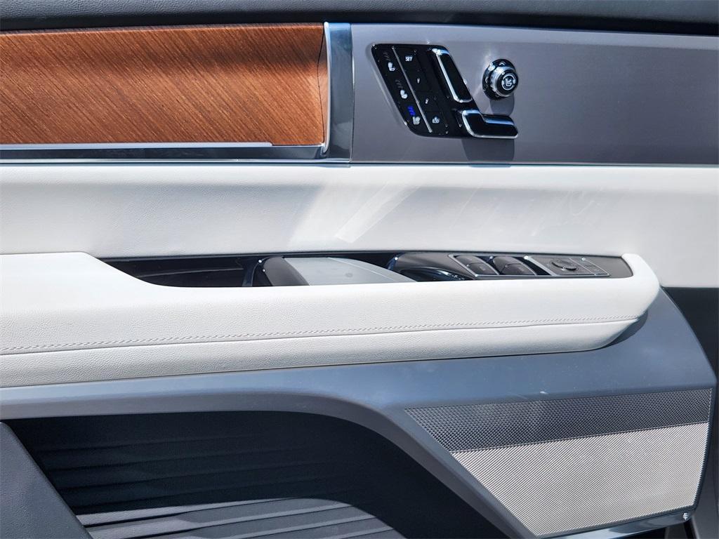 new 2026 Cadillac VISTIQ car, priced at $75,946