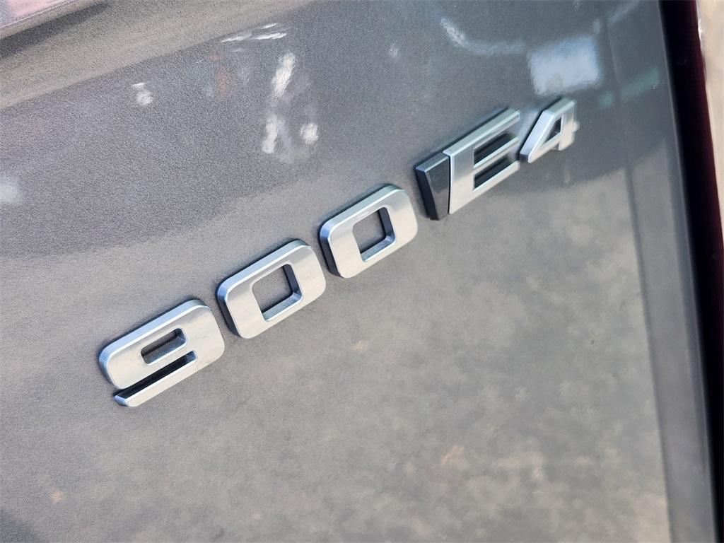 new 2026 Cadillac VISTIQ car, priced at $75,946