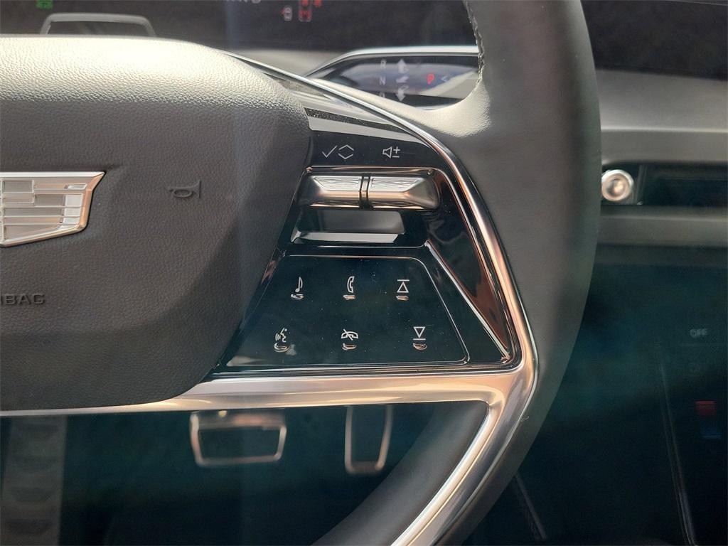 new 2026 Cadillac VISTIQ car