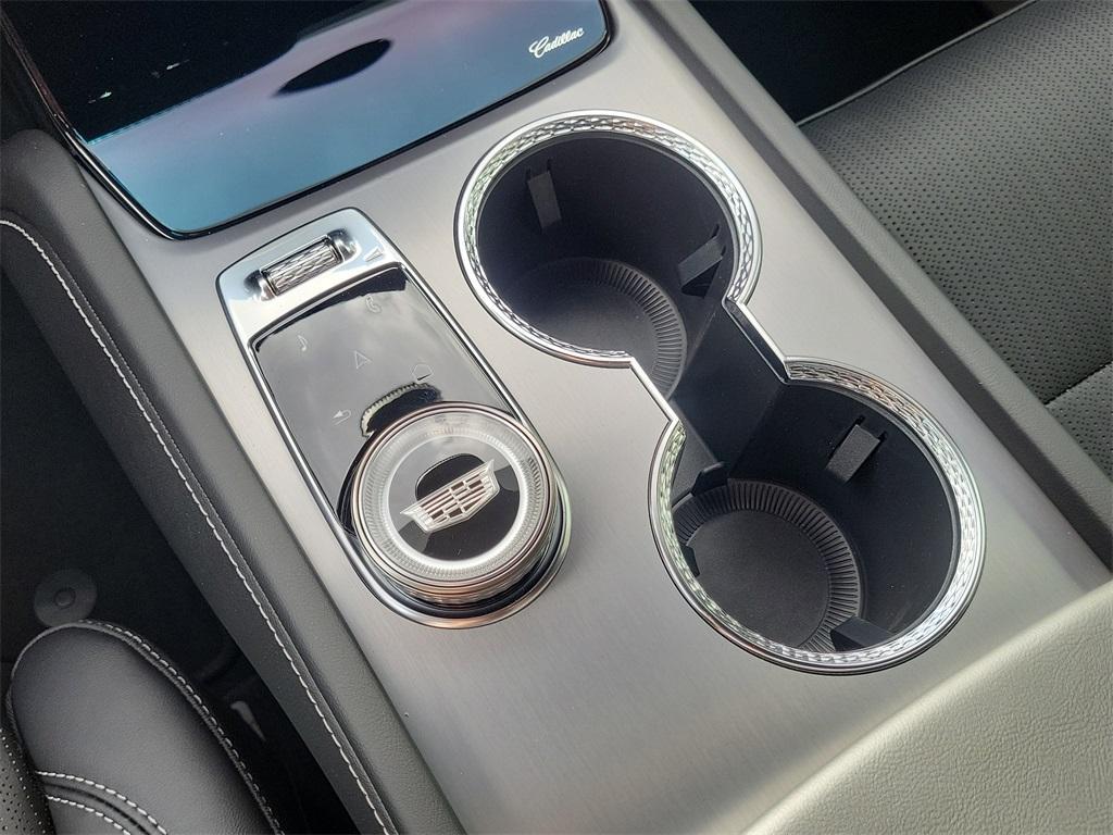 new 2026 Cadillac VISTIQ car