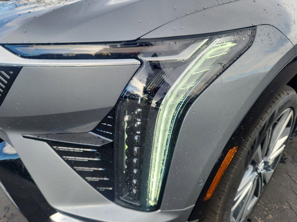 new 2026 Cadillac OPTIQ car