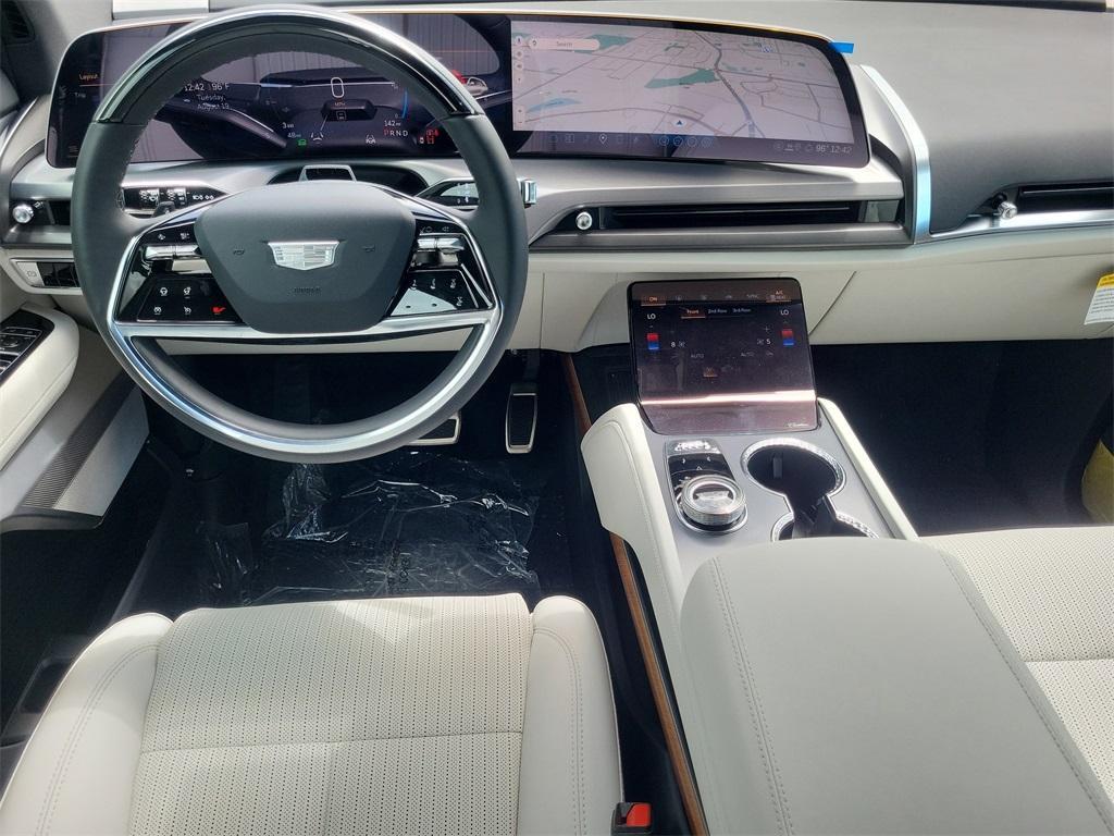 new 2026 Cadillac VISTIQ car, priced at $75,943