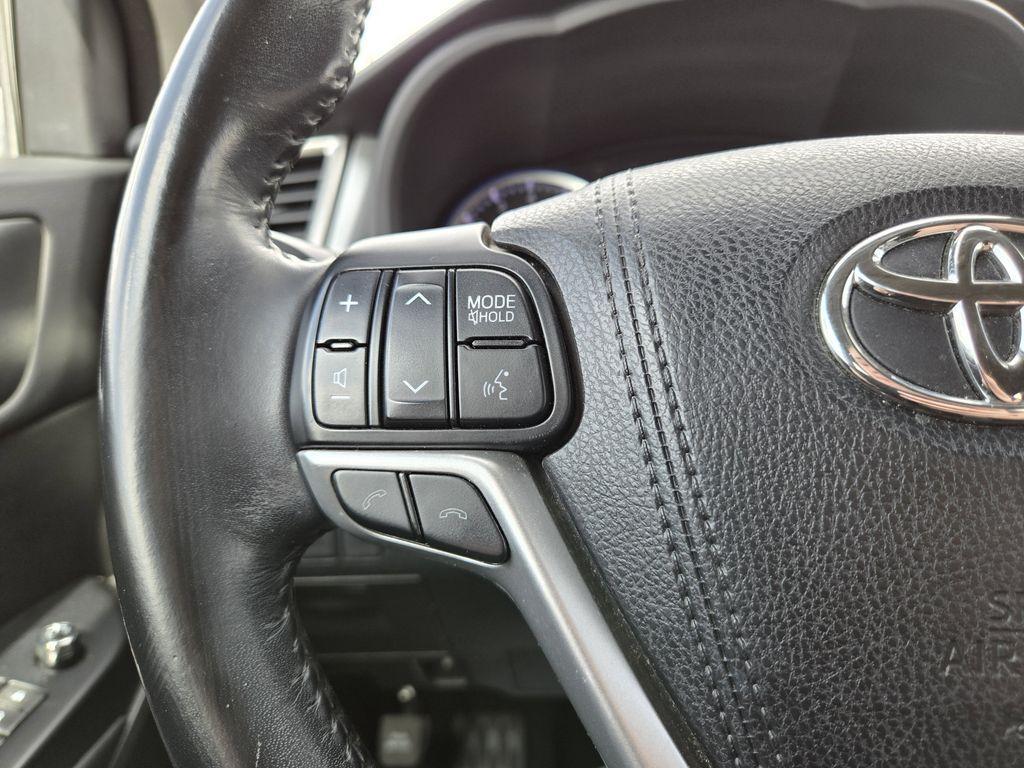 used 2018 Toyota Highlander car, priced at $22,205