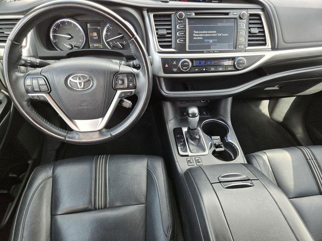 used 2018 Toyota Highlander car, priced at $22,205