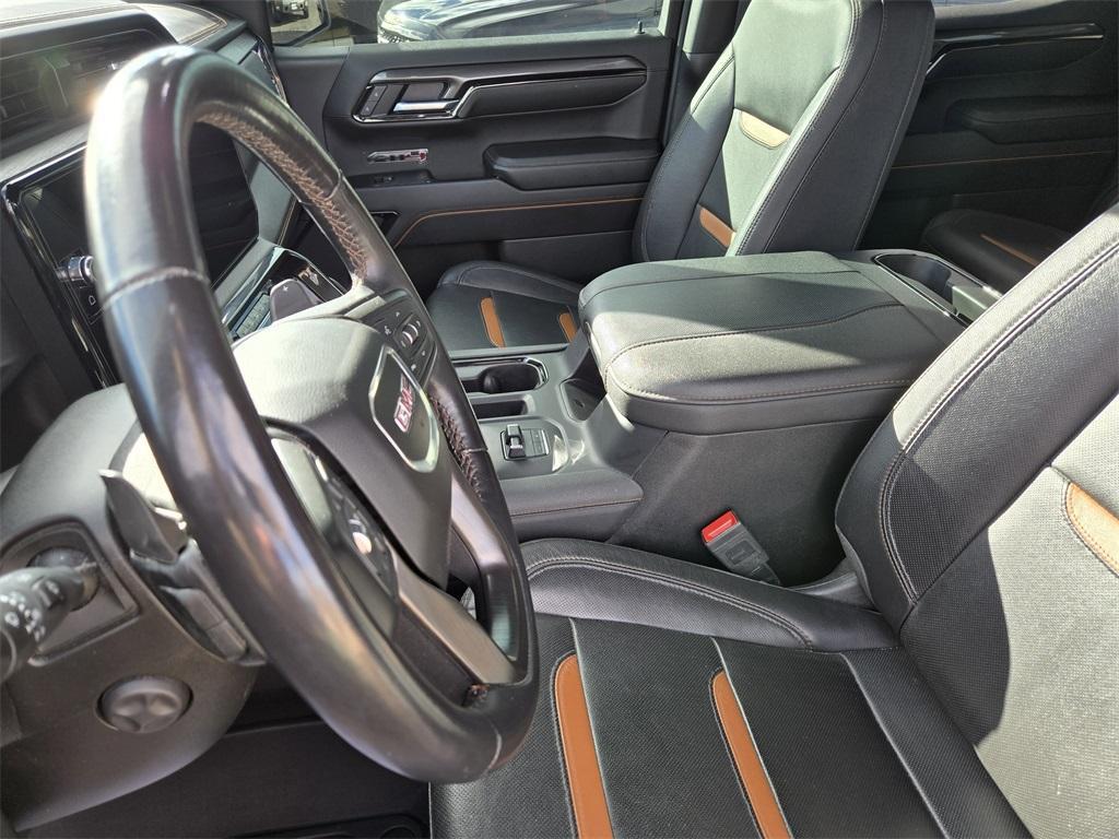 used 2023 GMC Sierra 1500 car, priced at $47,205