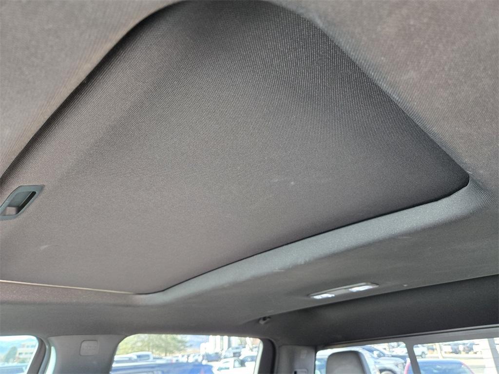 used 2023 GMC Sierra 1500 car, priced at $47,205