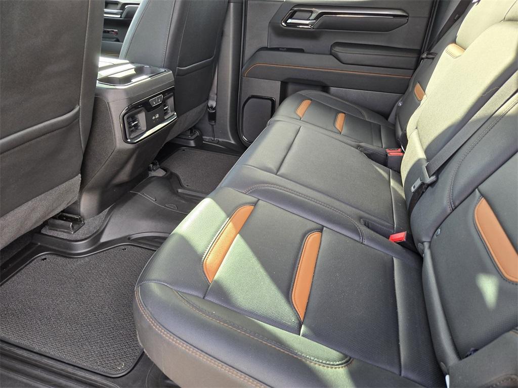 used 2023 GMC Sierra 1500 car, priced at $47,205