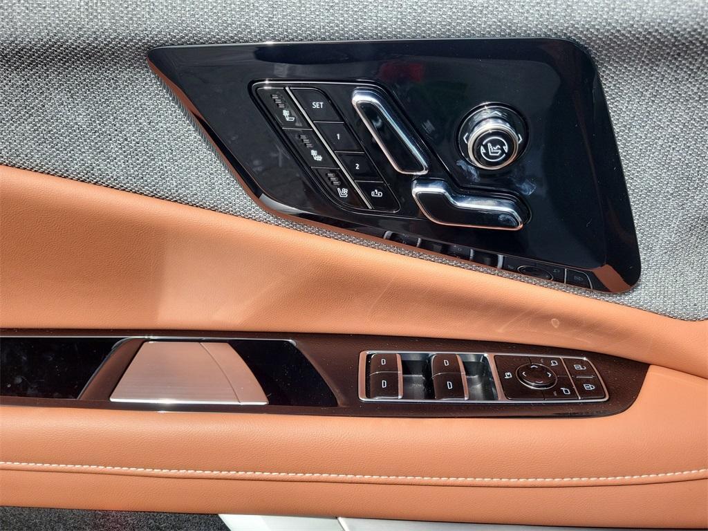 new 2025 Cadillac OPTIQ car, priced at $55,667