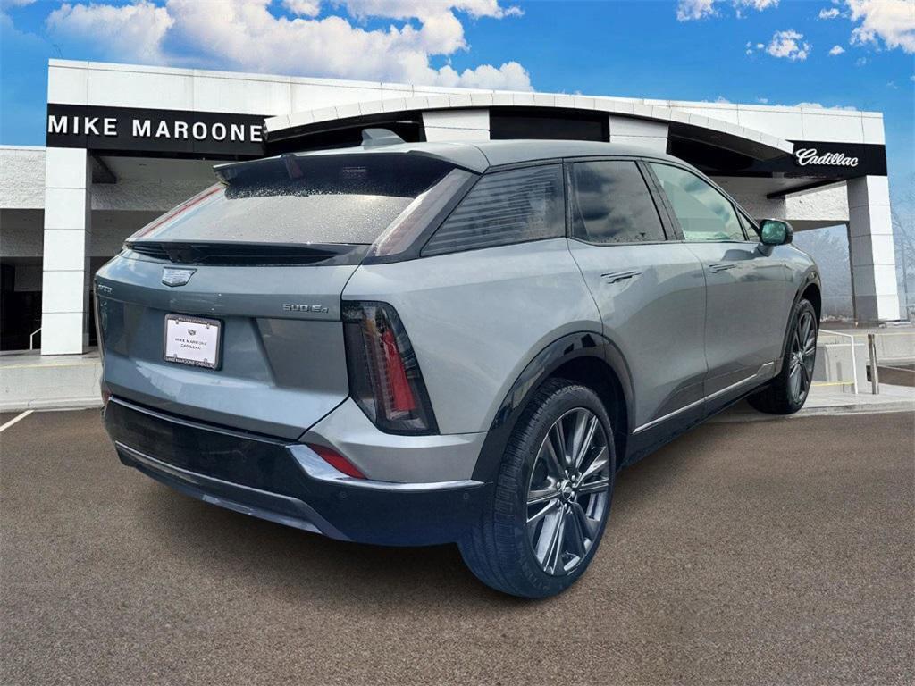 new 2025 Cadillac OPTIQ car, priced at $55,667