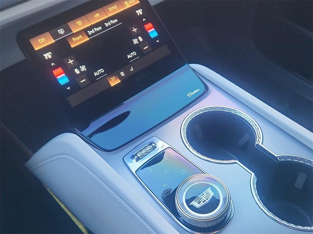 used 2026 Cadillac VISTIQ car, priced at $67,800