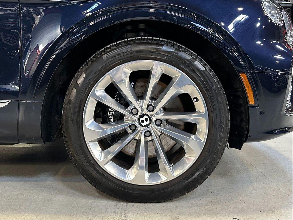 used 2021 Bentley Bentayga Hybrid car, priced at $119,990